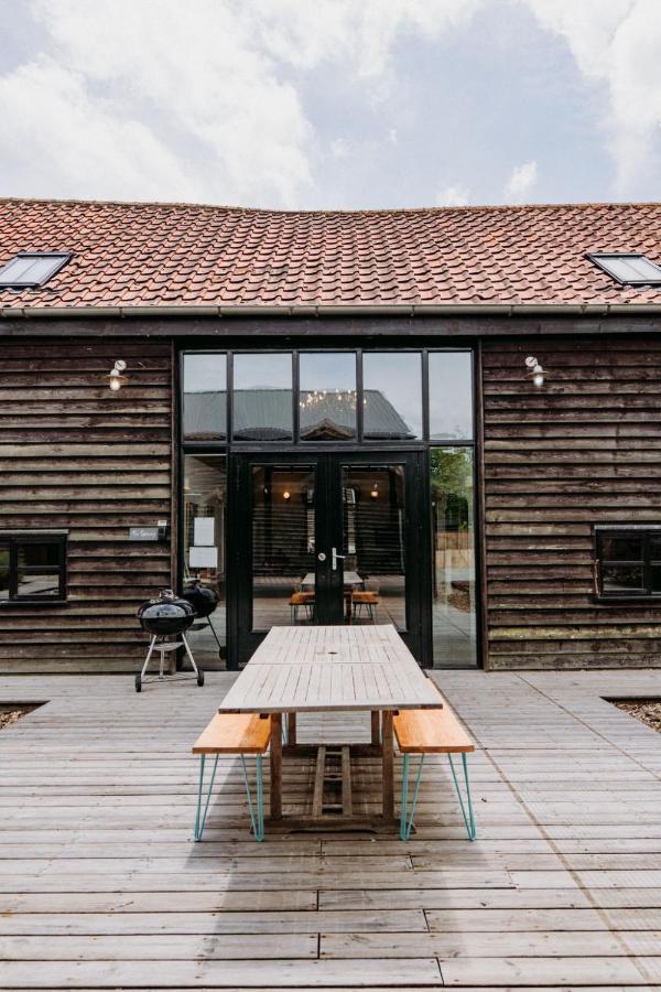 Creeksea Place Barns Burnham-on-Crouch Esterno foto